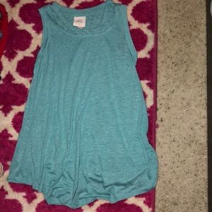 Turquoise tank top!